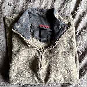 NORTH FACE QUARTER ZIP
